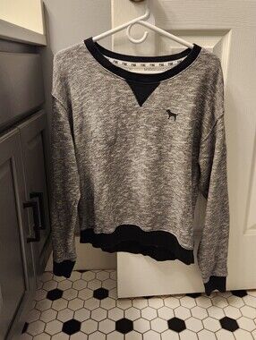 PINK/Victoria's Secret Dog Crewneck in Gray Heather